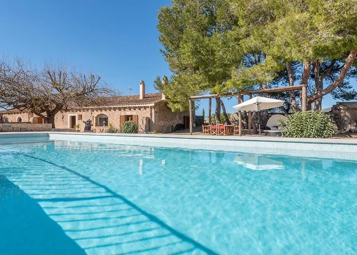 Ferienhaus Mit Privatpool Fuer 6 Personen Ca 180 Qm In San Lorenzo De Cardessar, Mallorca Suedostkueste Von Mallorca